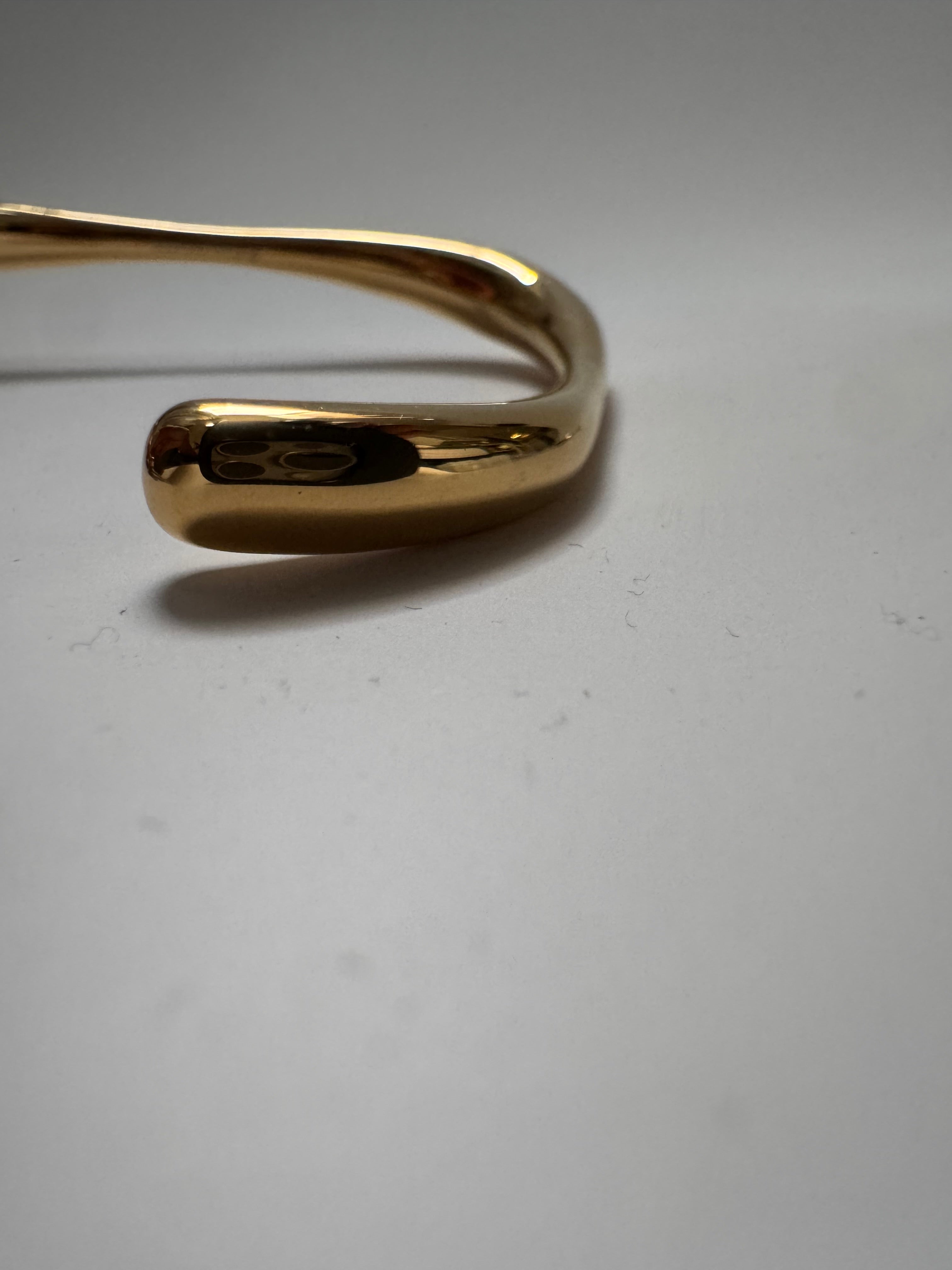 Minimalist Cuff Bracelet - Gold